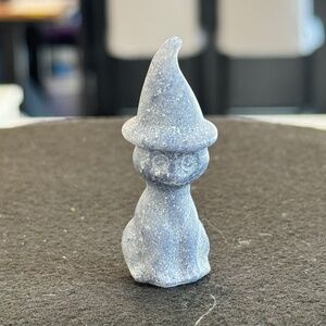 Sodalite Cat with Hat